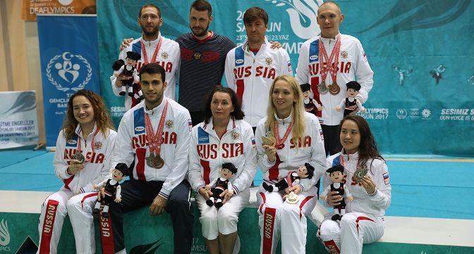 Badmintonda son madalyalar sahiplerini buldu