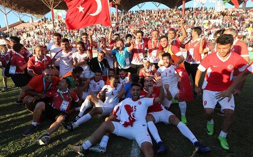 Futbolun altın adamları