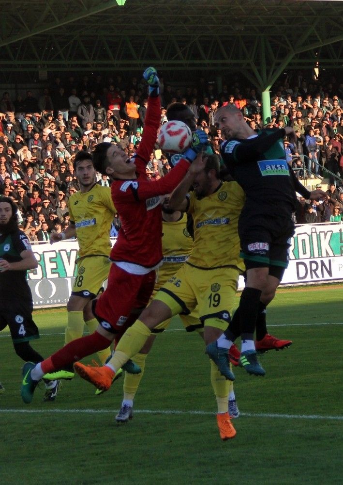 Giresun evinde yıkıldı 0-1
