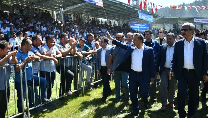 Pehlivanlar Kunduz çayırında