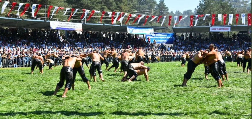Pehlivanlar Kunduz çayırında