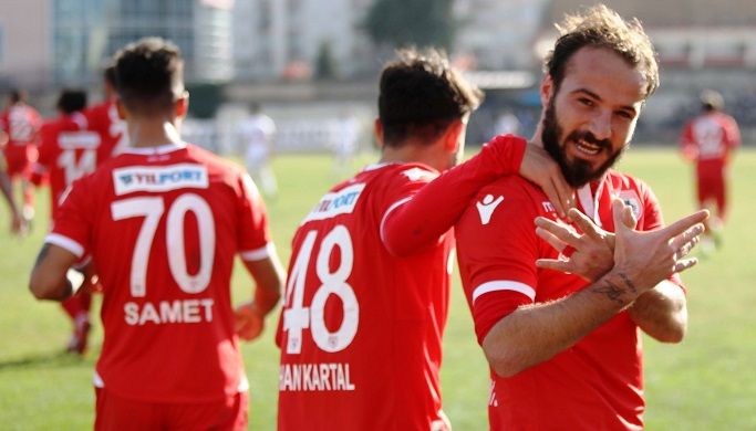 Samsunspor Uşak'ta istediğini aldı