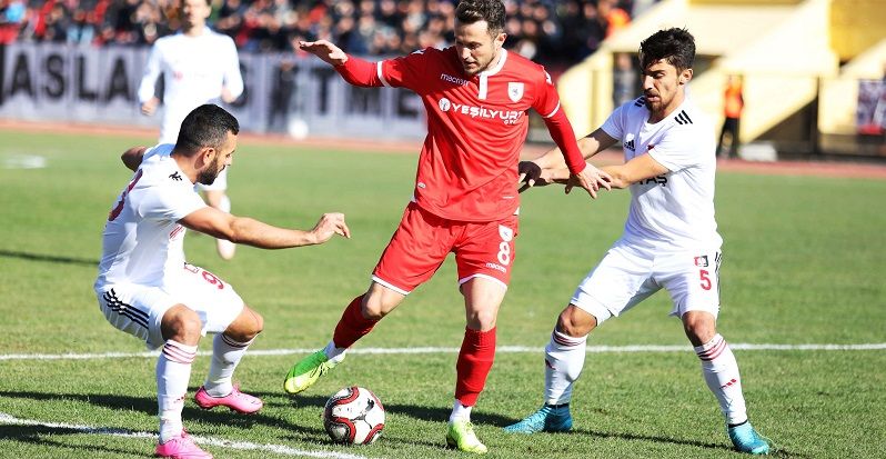 Samsunspor Uşak'ta istediğini aldı
