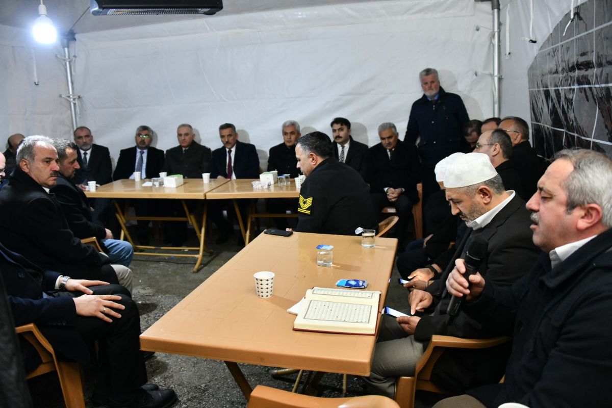 Vali Kaymak'tan şehit annesine taziye