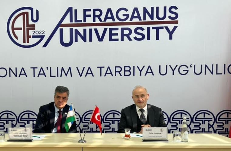 Rektör Ünal Özbekistan'da